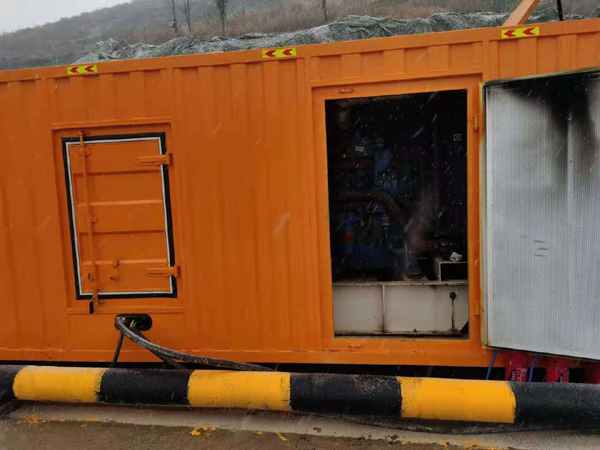 青龙发电车出租-应急柴油发电机组选什么样的比较好？