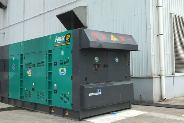 青龙燃油滤清器的更换流程是怎样的？